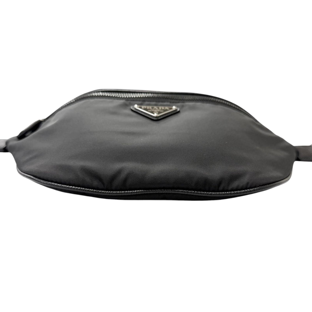 Great PRADA Sling bag Triangle logo Re-Nylon black Recycled nylon mens 2VL033