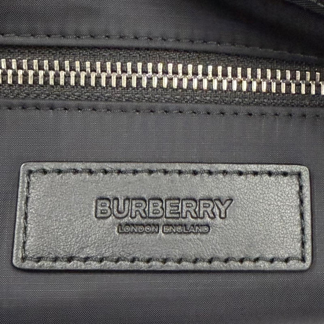 Great BURBERRY Tote Bag Arty 2WAY Shoulder black Nylon mens 8063497