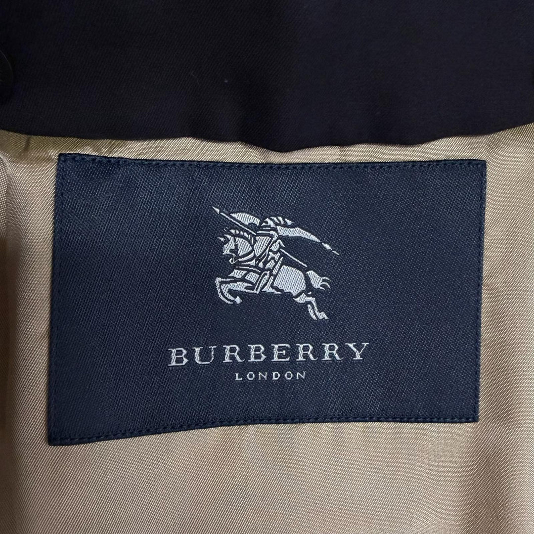 Excellent BURBERRY LONDON coat Nova check pattern lining included