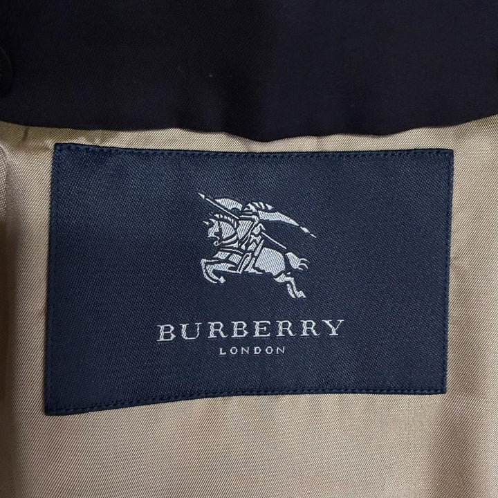 Excellent BURBERRY LONDON coat Nova check pattern lining included
