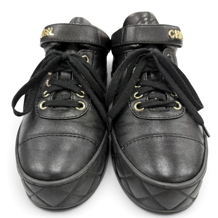 Great CHANEL High cut sneakers Logo Metal Velcro Lace-up Leather black 36 G34967