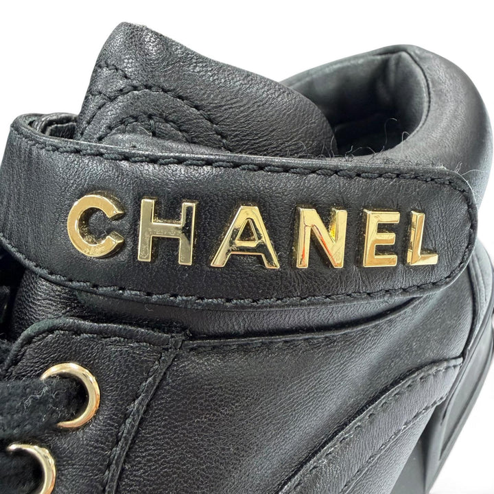 Great CHANEL High cut sneakers Logo Metal Velcro Lace-up Leather black 36 G34967