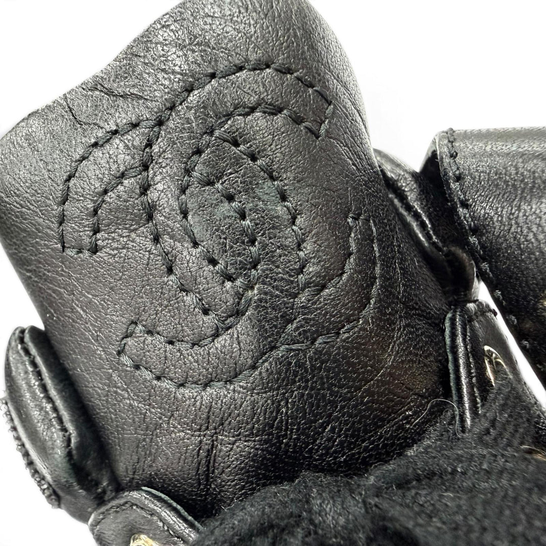 Great CHANEL High cut sneakers Logo Metal Velcro Lace-up Leather black 36 G34967