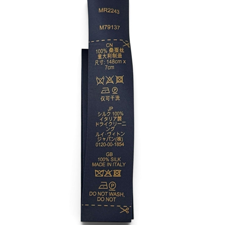 Excellent LOUIS VUITTON tie LV Portrait Monogram black silk mens M79137