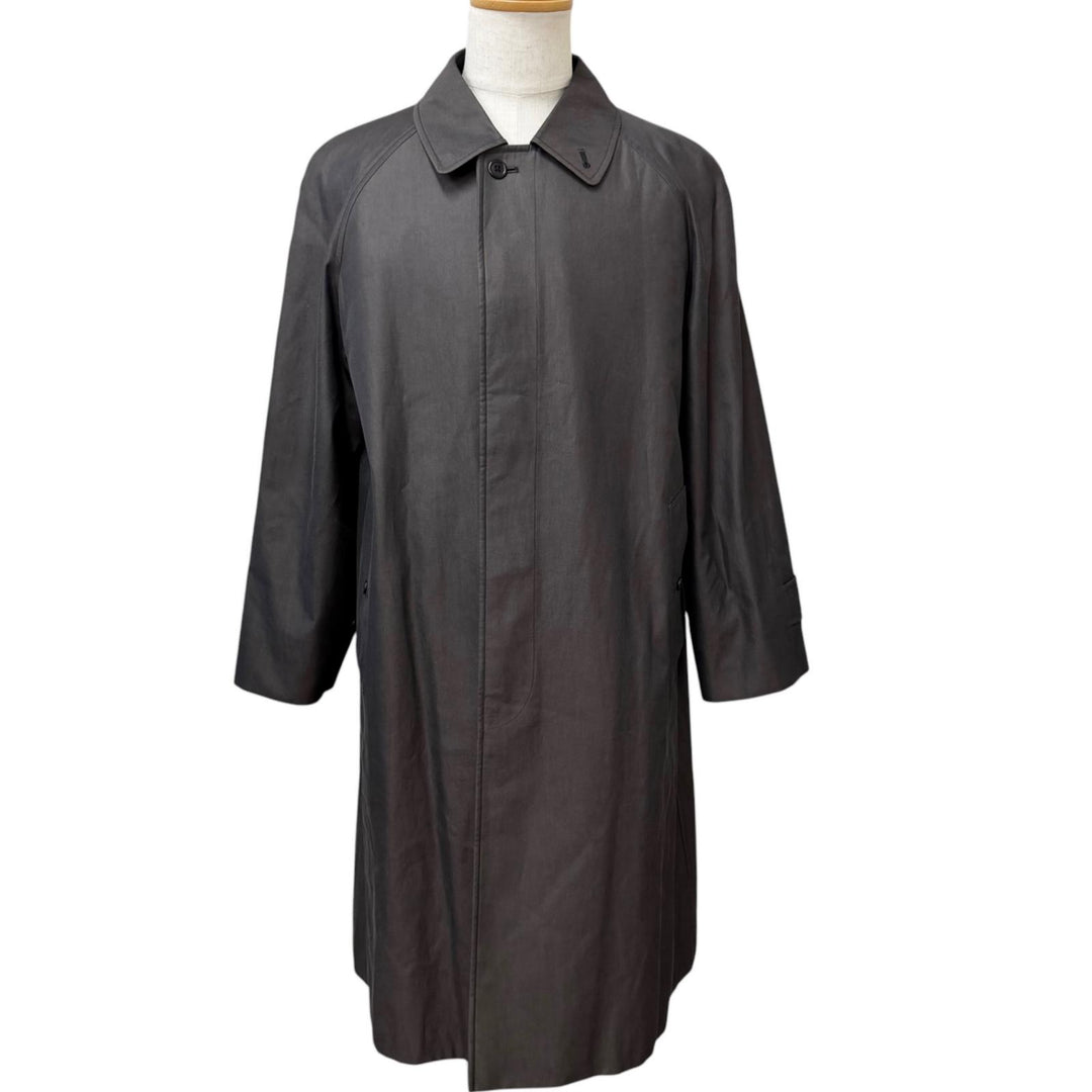 Great Burberrys coat Nova check pattern on the back Fly front charcoal