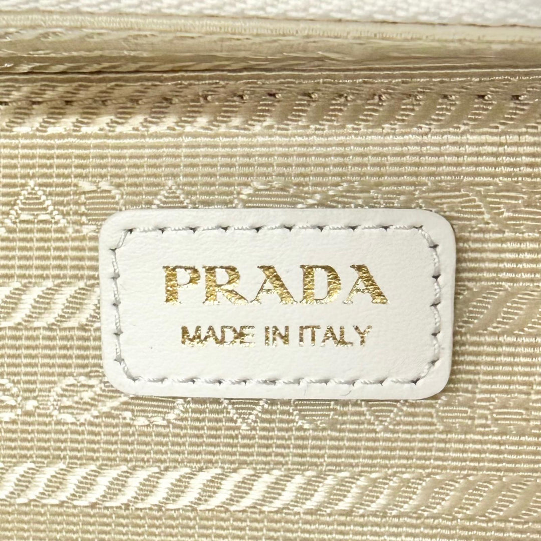 Excellent PRADA Pouch Triangle logo Saffiano leather chain shoulder strap 1NR025
