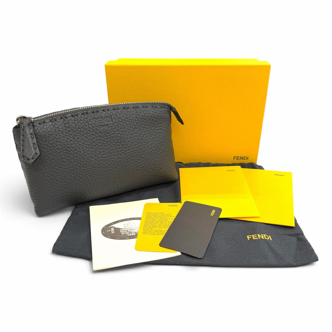 Excellent FENDI Cosmetics Pouch SELLERIA SELLERIA Logo Leather Pouch 8N0114