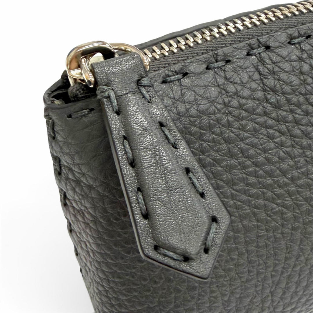 Excellent FENDI Cosmetics Pouch SELLERIA SELLERIA Logo Leather Pouch 8N0114