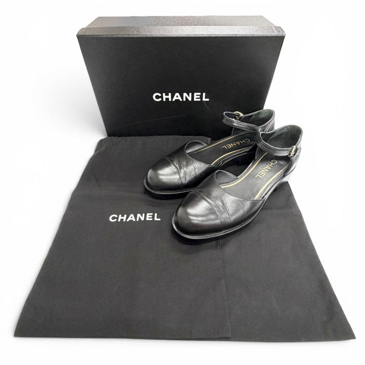 Great CHANEL pumps Merry Jane COCO MarkChain Ankle Strap black leather 38 G39858