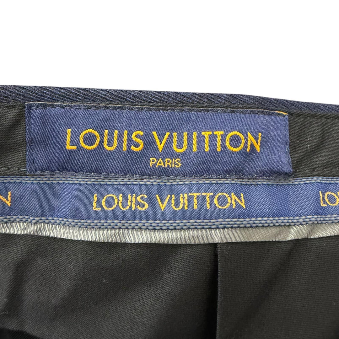 Pristine LOUIS VUITTON slacks Single Trousers Navy wool mens 46