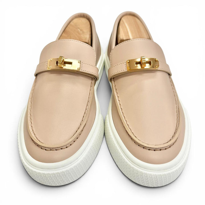 Pristine HERMES Leather shoes GAME kelly buckle pink beige leather 37 231017Z
