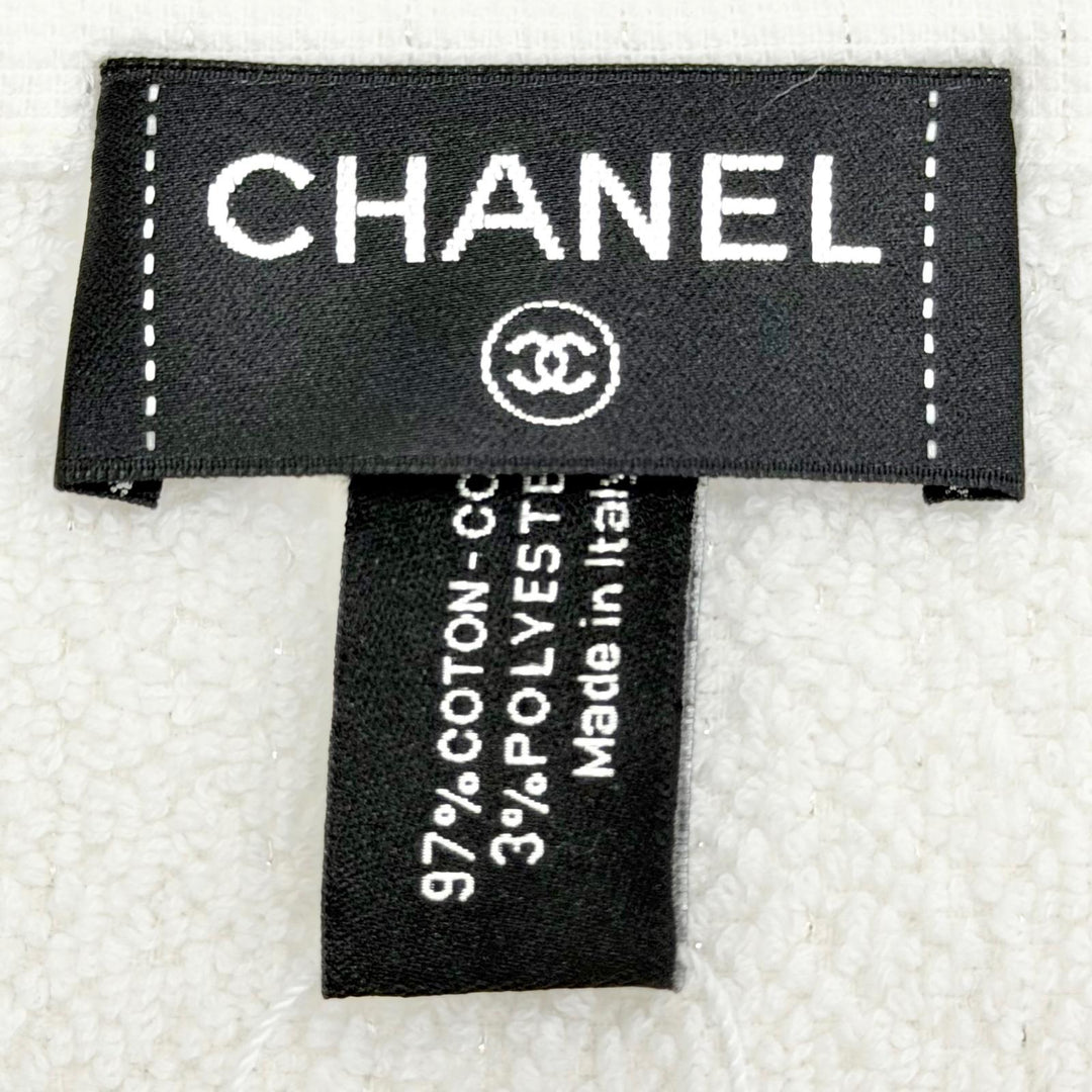 Pristine CHANEL COCO Mark Fringe Glitter Thread Large Beach Towel white 17P