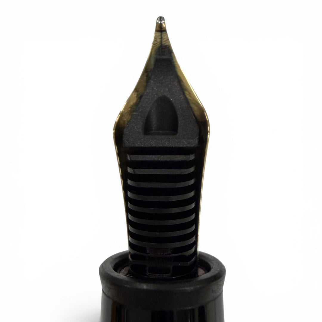 Great MONTBLANC fountain pen Meisterstück 145 Classic white star black 14K mens