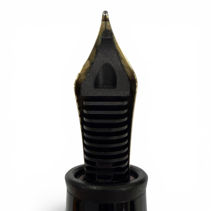 Great MONTBLANC fountain pen Meisterstück 145 Classic white star black 14K mens