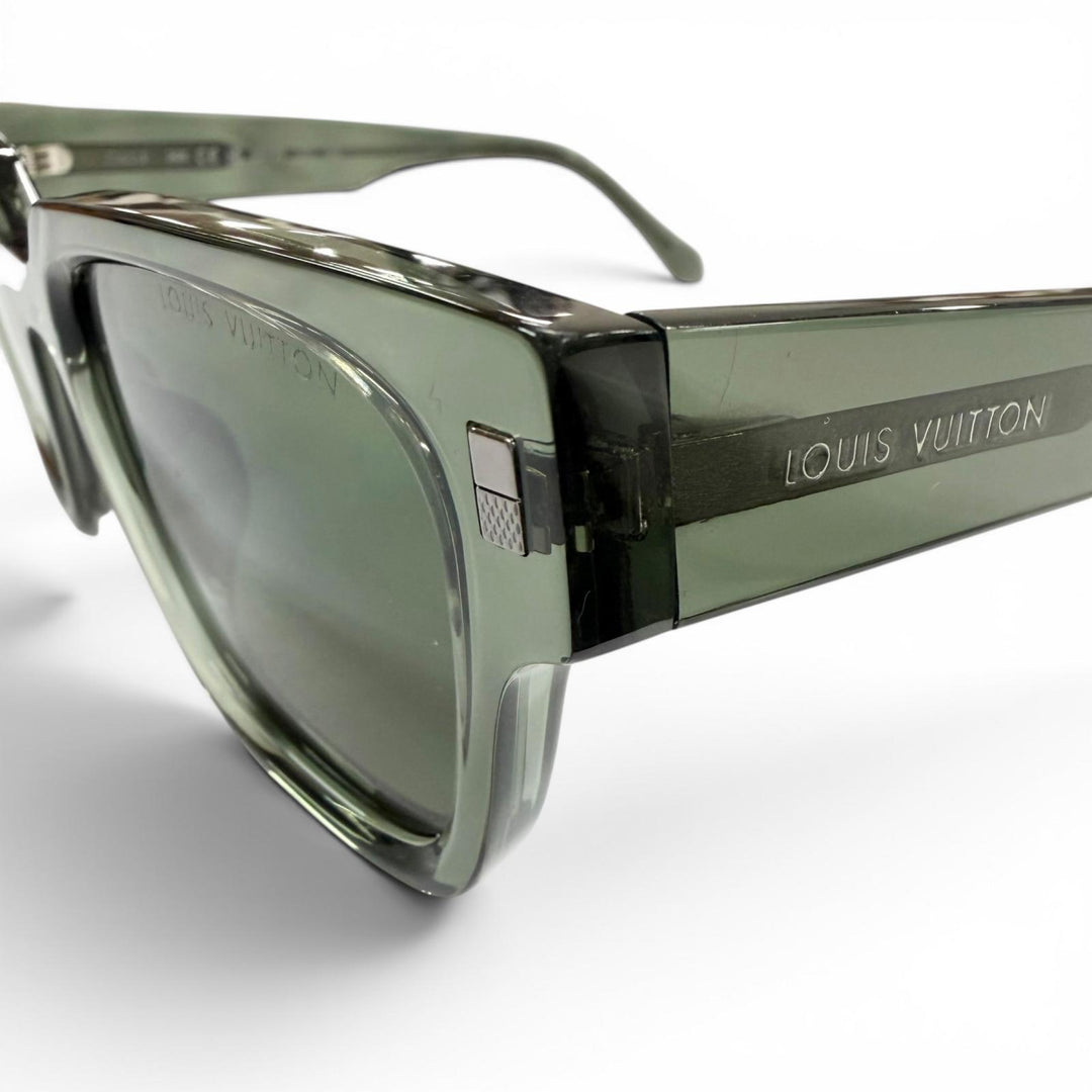 Great LOUIS VUITTON sunglasses LV Escape Square Clear Khaki mens Z2631E