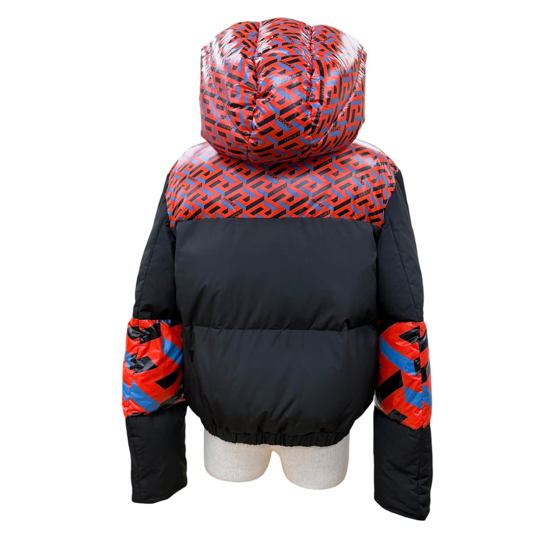 Great VERSACE Down jacket Medusa Button Hooded Red series Nylon Women 38 1001397