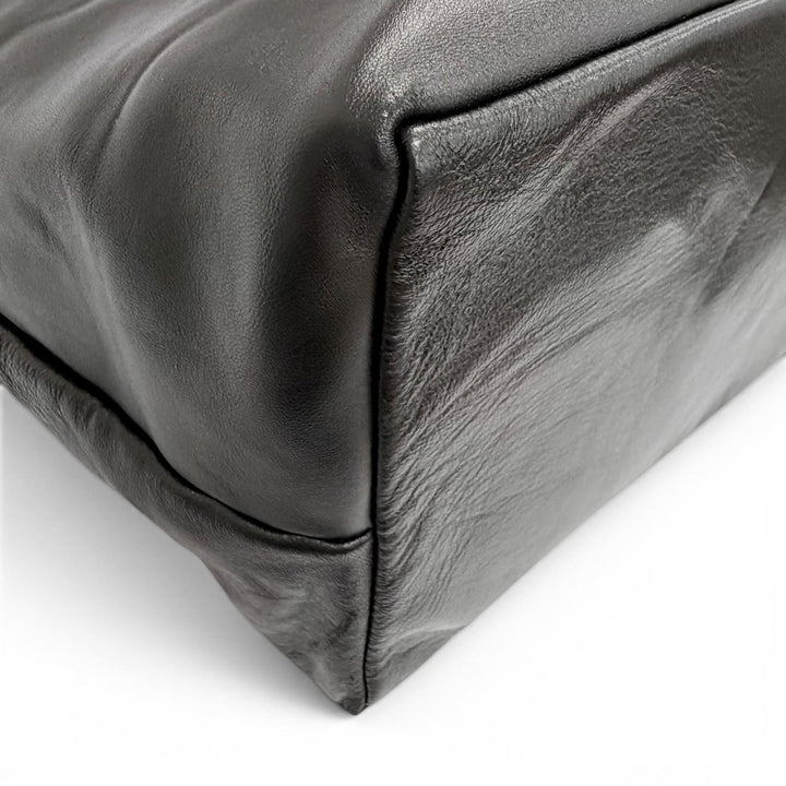Excellent DRAWER Tote Bag logo black Lamb leather Women