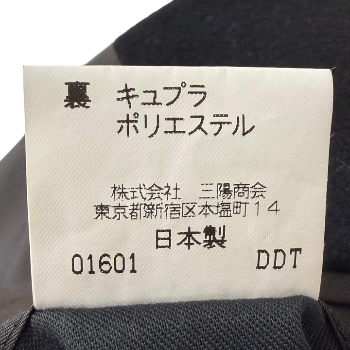 Excellent BURBERRY LONDON Chester coat All-over logo print on the reverse side