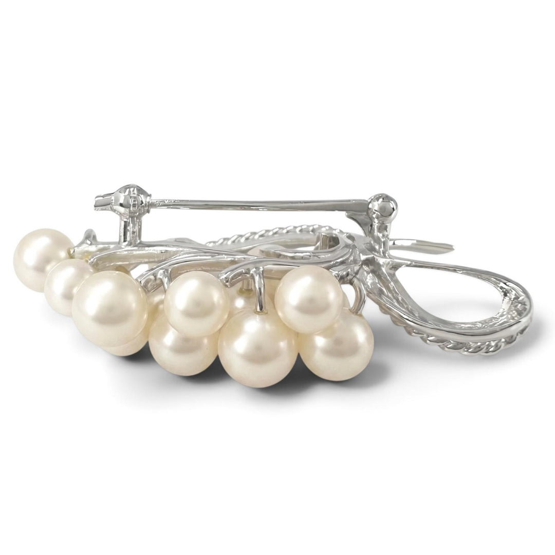Great MIKIMOTO Brooch Ribbon Flower Silver Pearl Women