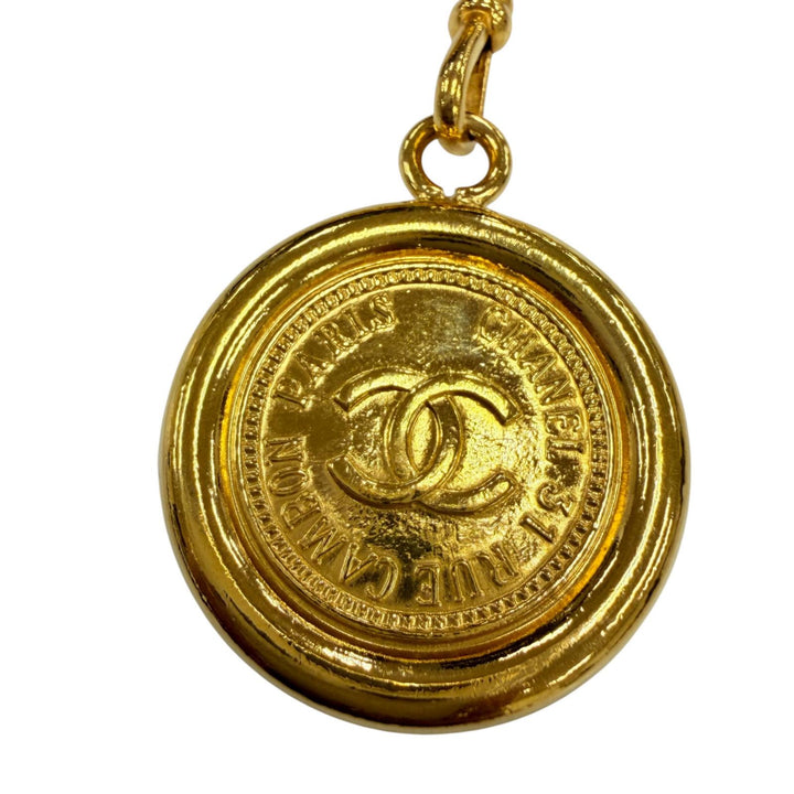 Great CHANEL belt With logo・COCO Mark coin chain belt gold metal Women 93A