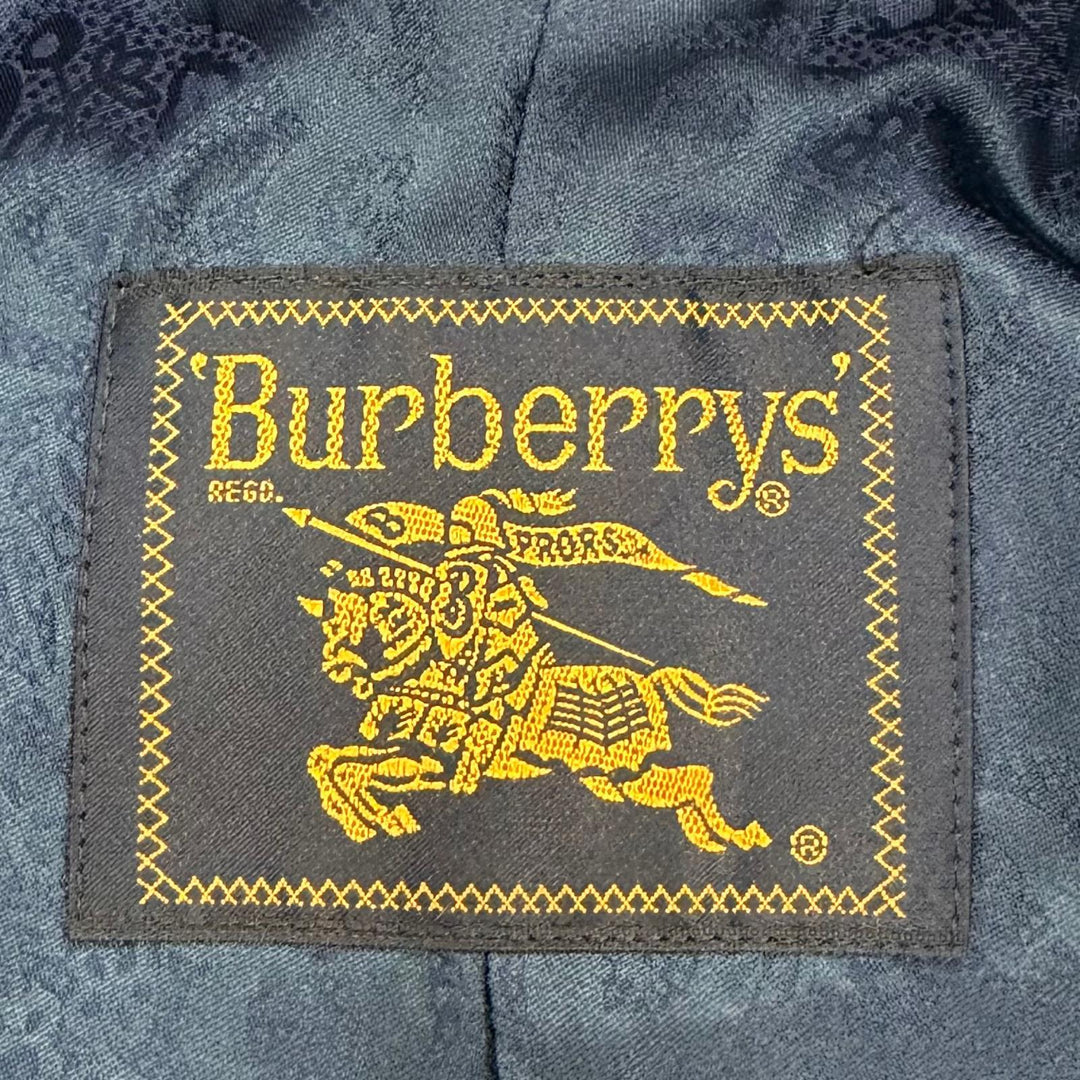 Great Burberrys coat Made with 100% Angora fabric and featuring a logo button. 9
