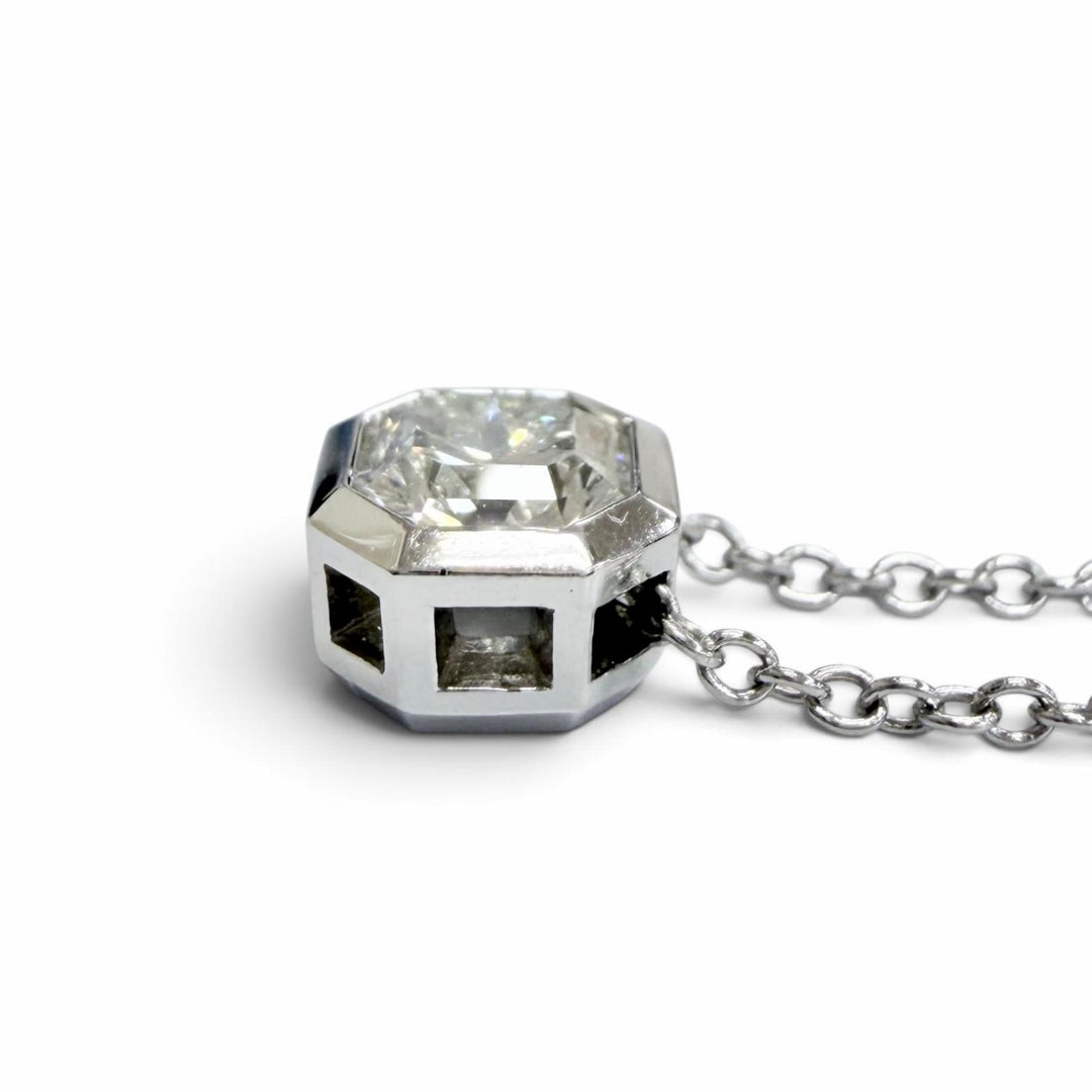 Great TIFFANY&Co. Necklace Lucida Diamond PT750