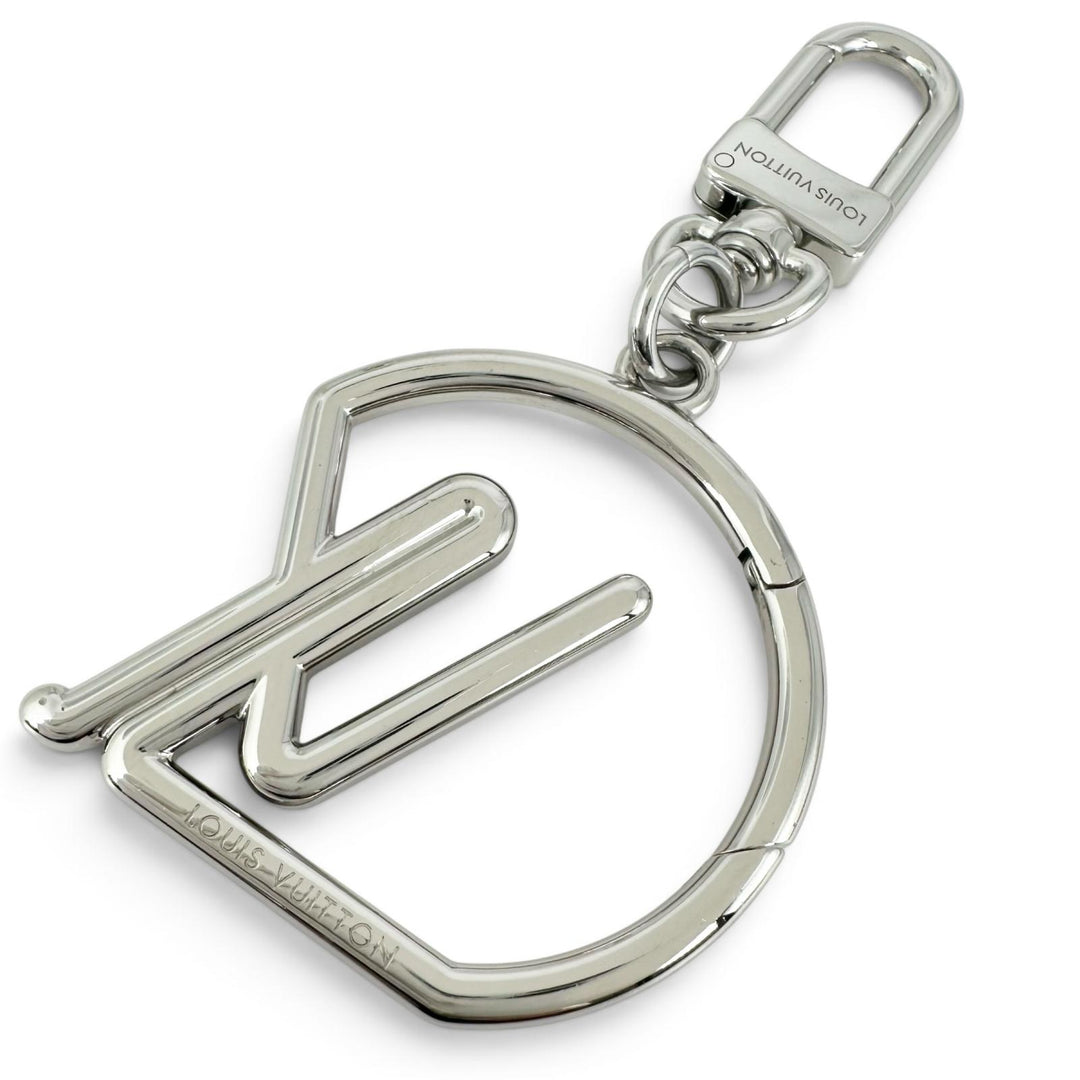 Excellent LOUIS VUITTON charm Keychain LV Tubular key ring Silver Women M01935