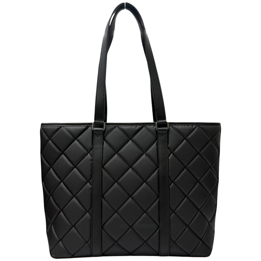 Great HUNTING WORLD Tote Bag Batue Origin Neo Quilting A4 size storage possible