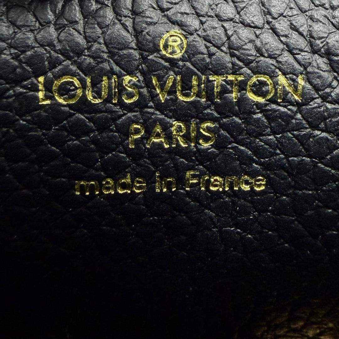 Very Good LOUIS VUITTON Card Case Monogram Empreinte leather M69421