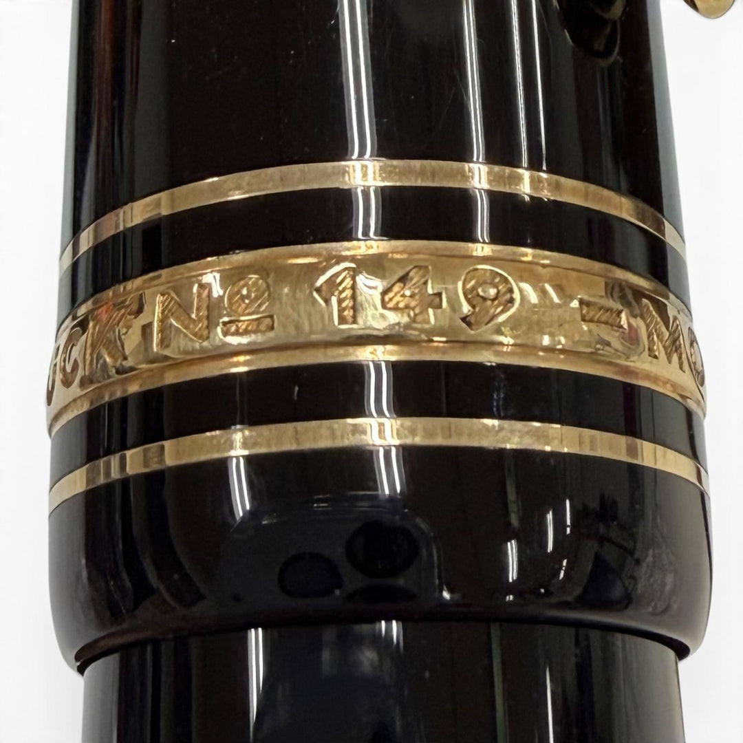 Great MONTBLANC fountain pen Meisterstück 149 Rare White Star black 18K mens