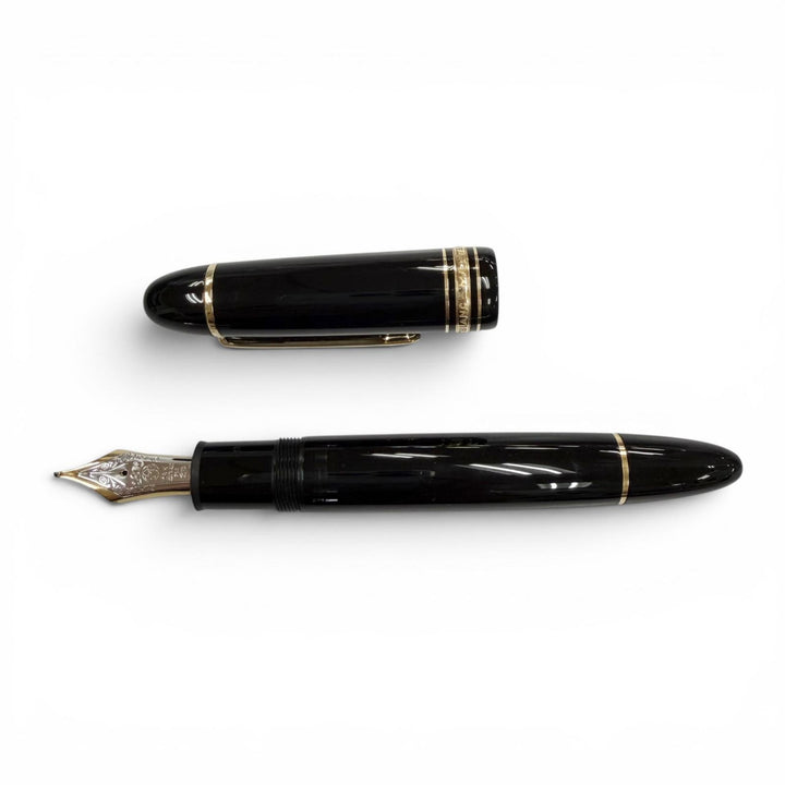 Great MONTBLANC fountain pen Meisterstück 149 Rare White Star black 18K mens