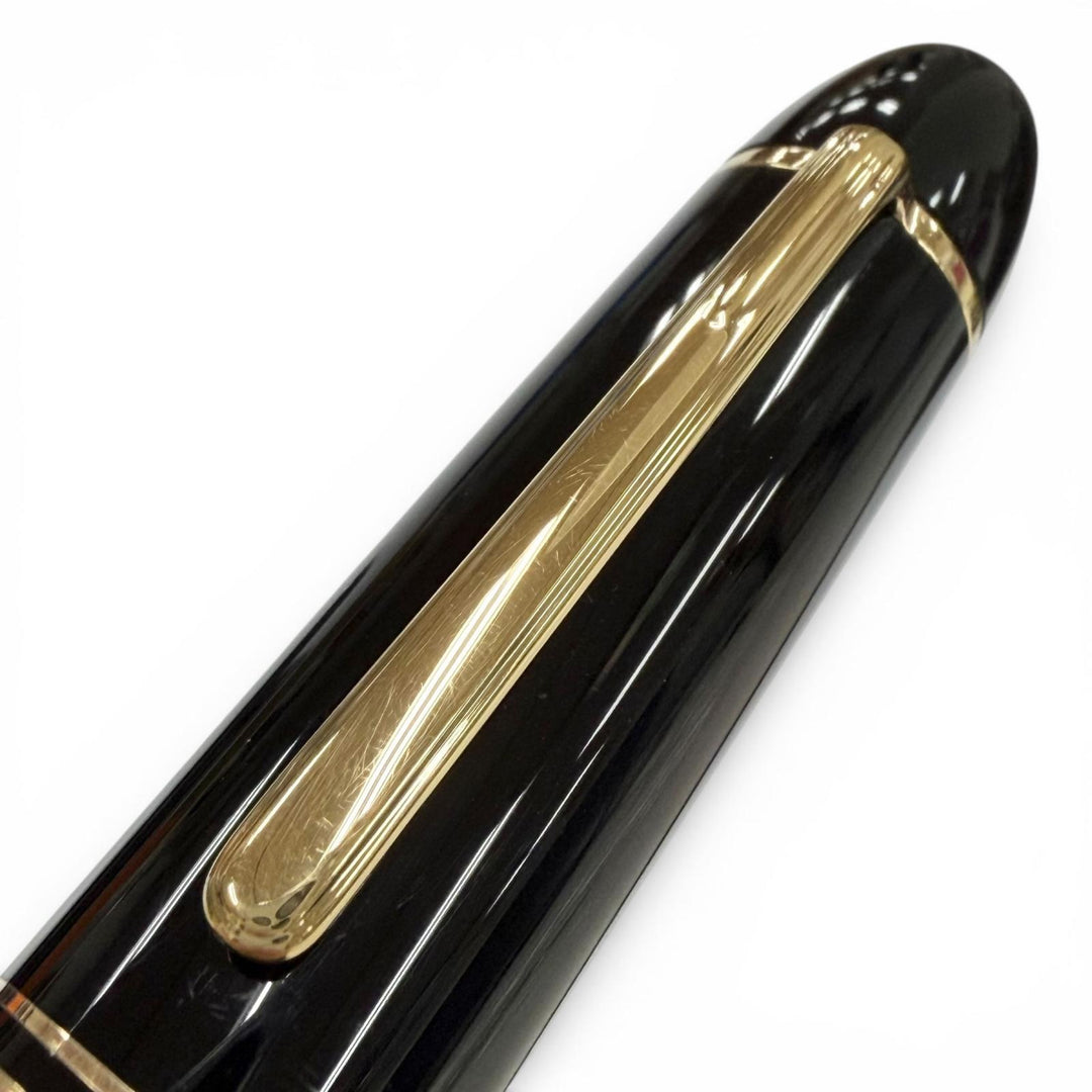 Great MONTBLANC fountain pen Meisterstück 149 Rare White Star black 18K mens