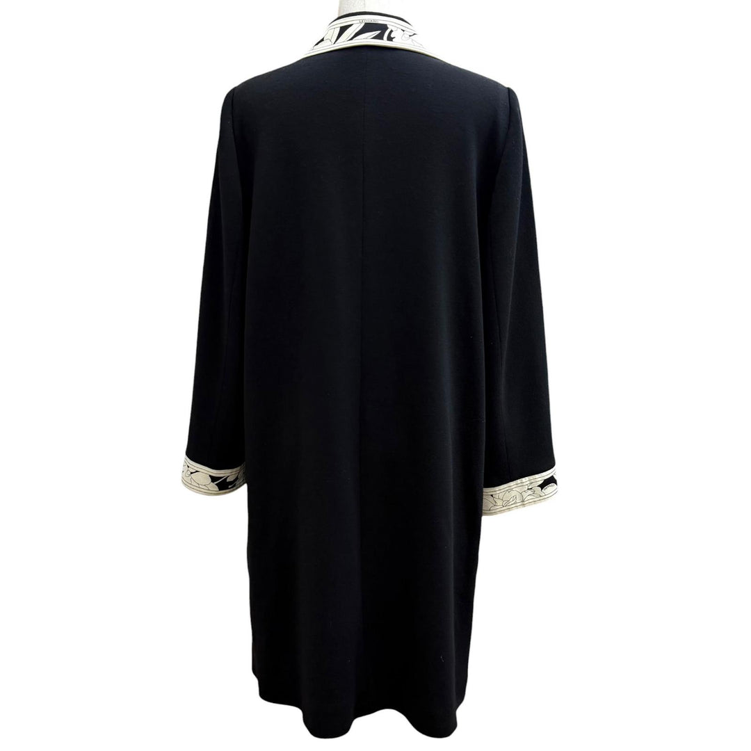 Great LEONARD FASHION coat Includes 4 extra belts and logo buttons. wool 11