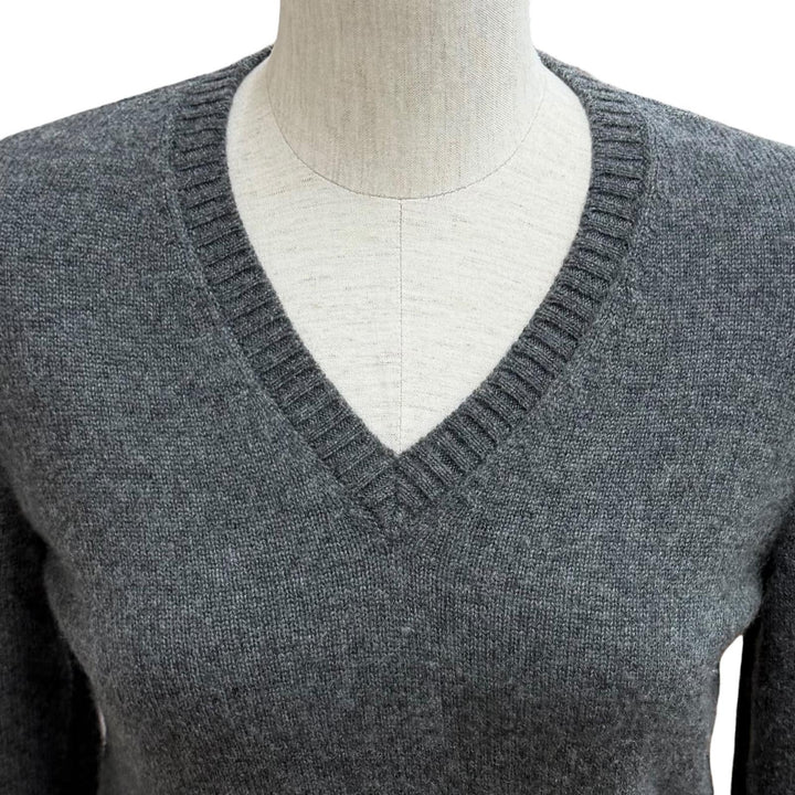 Excellent CHANEL knit gray cashmere Women 34 P57351