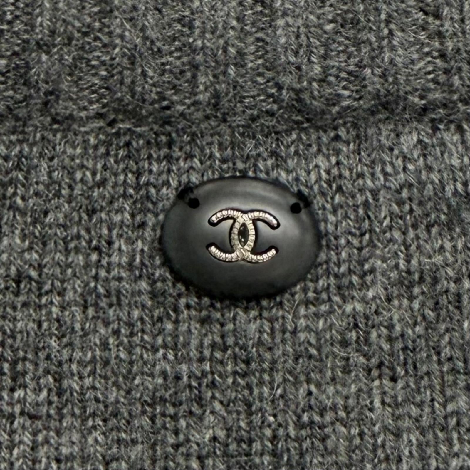 Excellent CHANEL knit gray cashmere Women 34 P57351 – caro-japan
