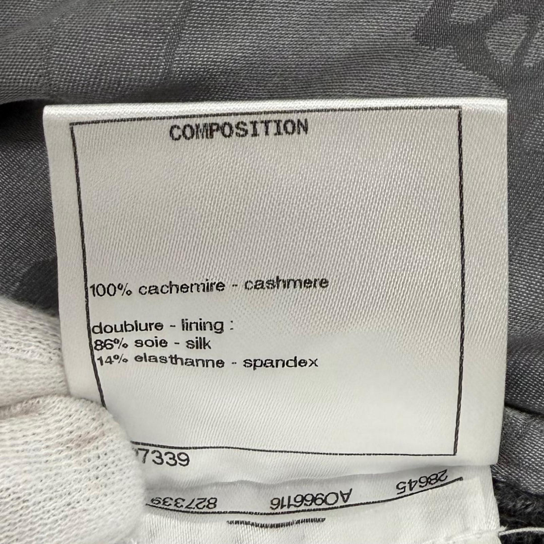 Excellent CHANEL knit gray cashmere Women 34 P57351