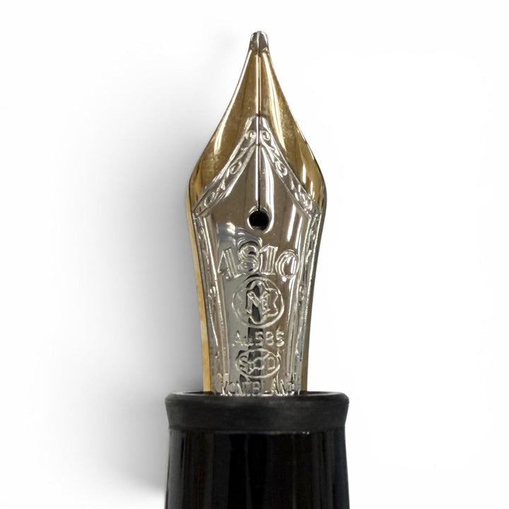 Excellent MONTBLANC UNICEF fountain pen Meisterstück black 18K mens