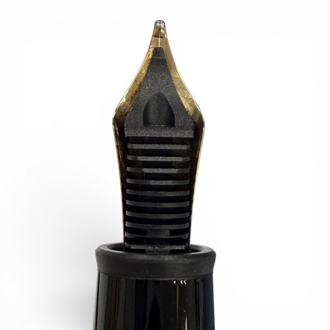 Excellent MONTBLANC UNICEF fountain pen Meisterstück black 18K mens
