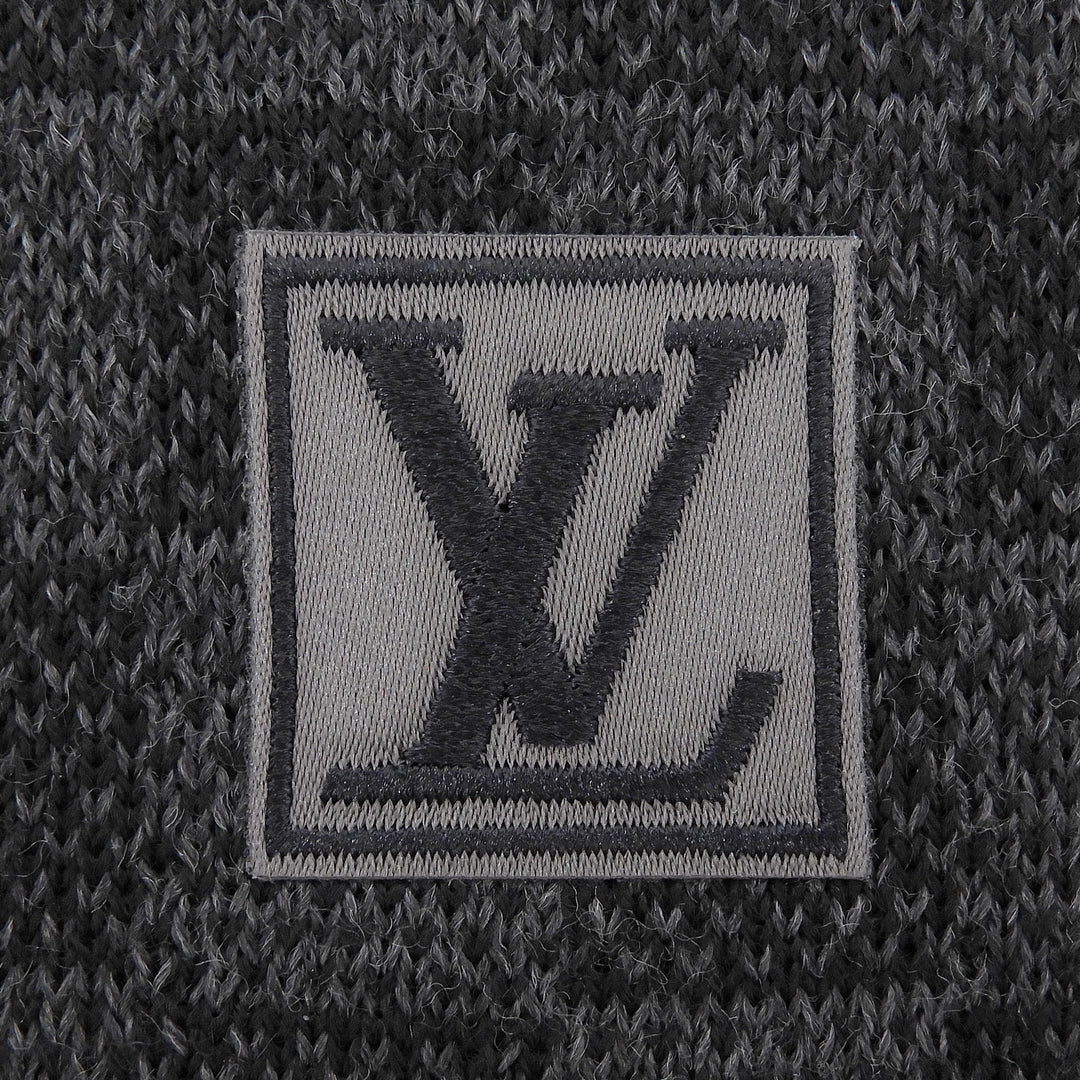 Great LOUIS VUITTON Scarf Escalp Petit Damier Logo patch black wool mens M70028