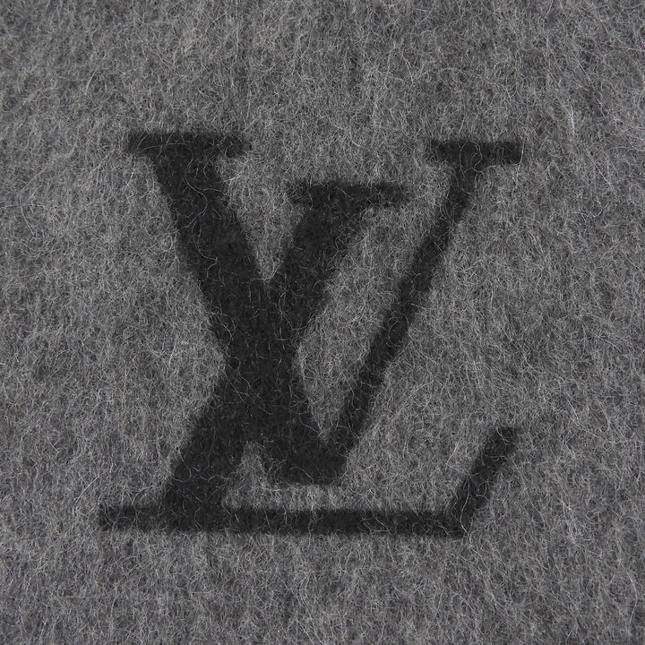 Great LOUIS VUITTON Scarf LV embroidered fringe gray cashmere mens