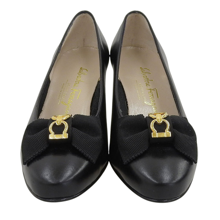 Pristine Salvatore Ferragamo pumps SENATO Gancini Ribbon Design black leather 6