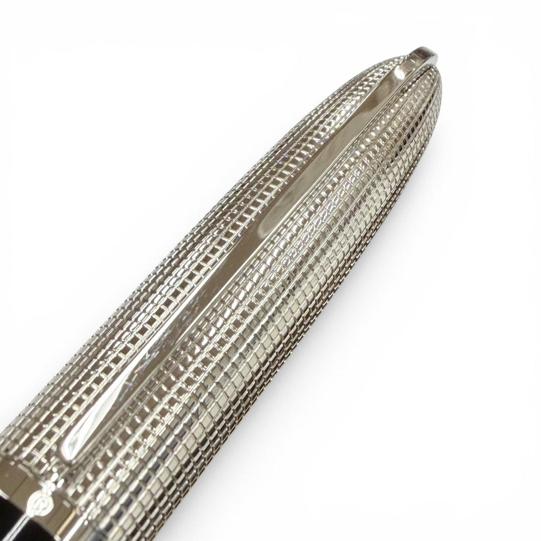 Excellent LOUIS VUITTON Ballpoint pen Dock lacquer Silver mens