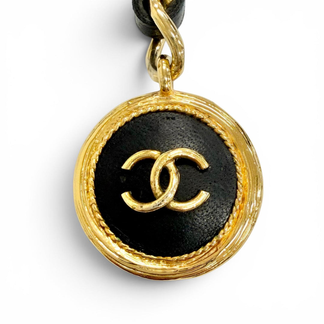 Great CHANEL belt COCO Mark Clover Leather Chain gold leather Women