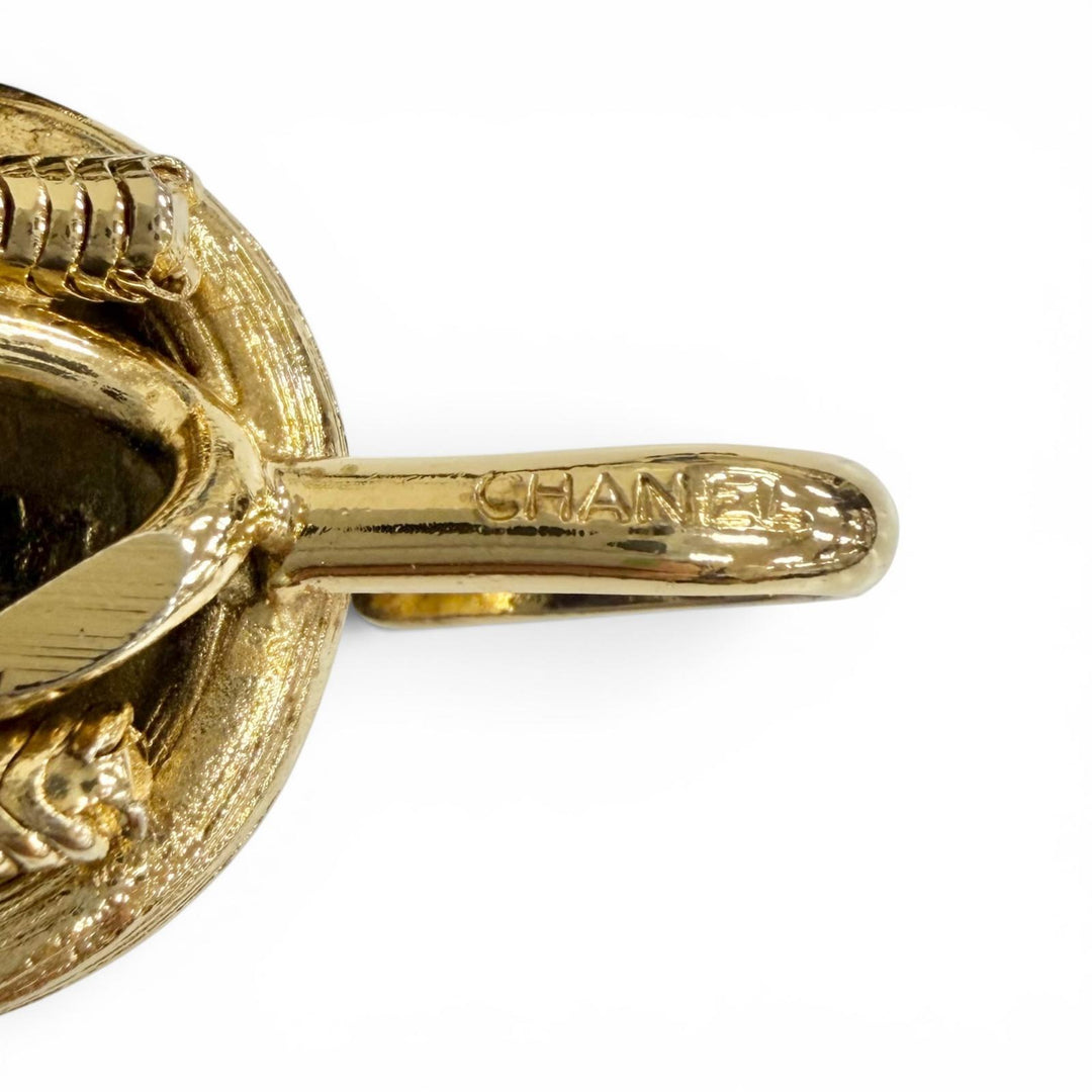 Great CHANEL belt COCO Mark Clover Leather Chain gold leather Women