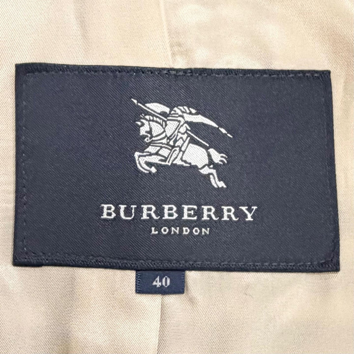 Great BURBERRY LONDON Half coat with Nova Check pattern lining black 40