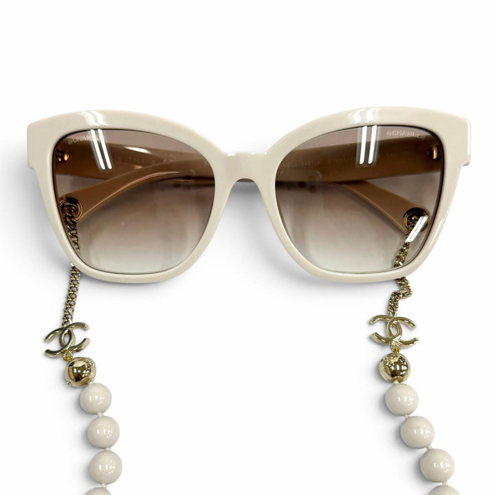 Excellent CHANEL sunglasses COCO Mark Ball Chain included light beige 5487-A