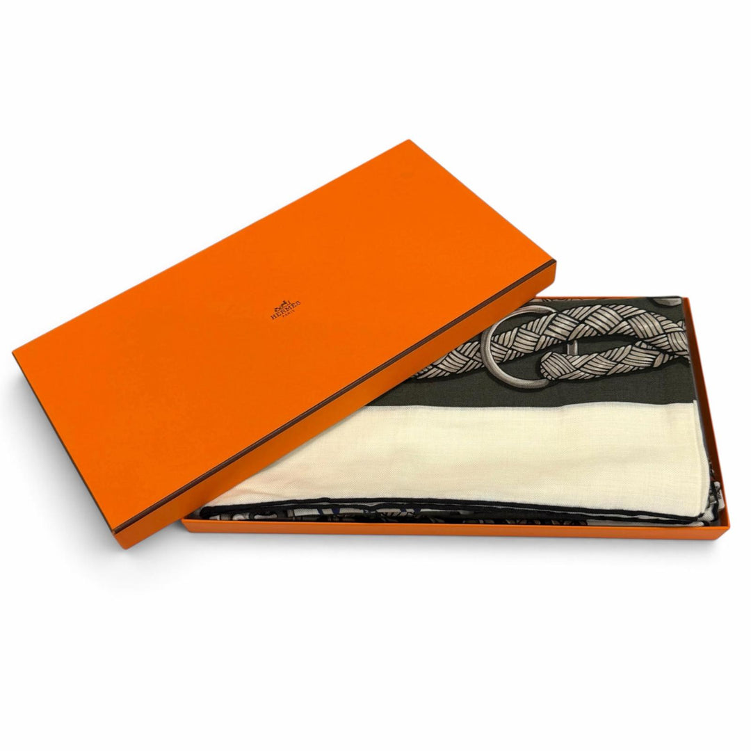 Pristine HERMES scarf Parfroy Large format cashmere Women