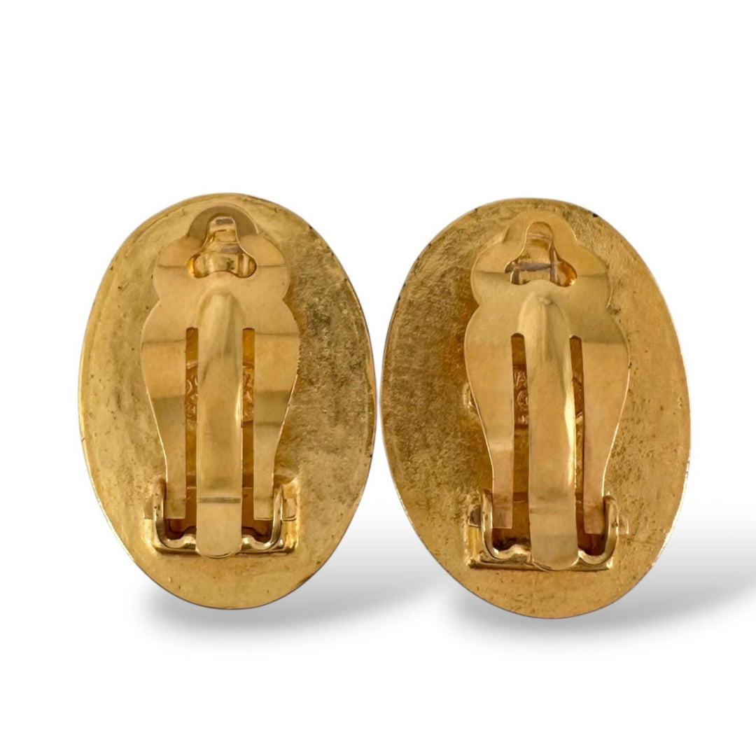 Great CHANEL Earring Oval-shaped COCO Mark Gripoa green Gold Plated Women 95A