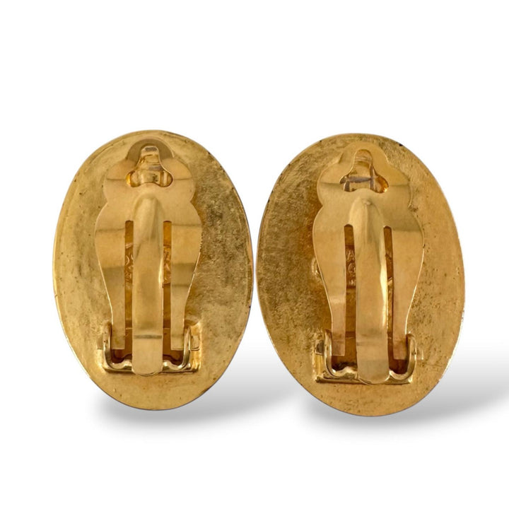 Great CHANEL Earring Oval-shaped COCO Mark Gripoa green Gold Plated Women 95A