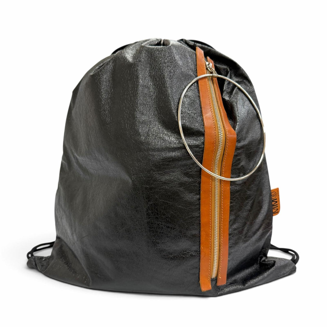Great MM6 Maison Margiela Ring leather drawstring backpack black S54WA0013